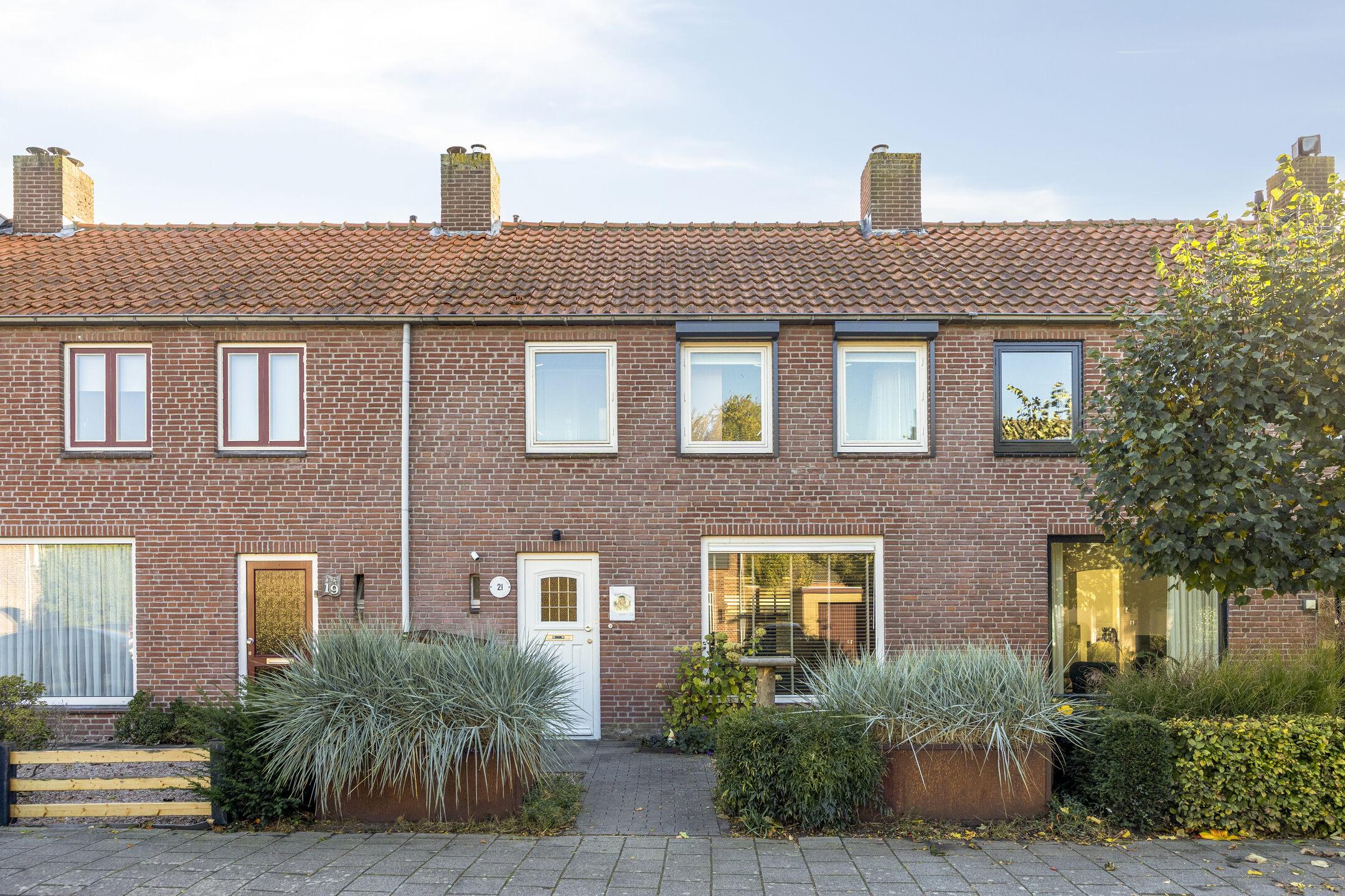 Huis Prins Bernhardstraat 21 in Oosterhout