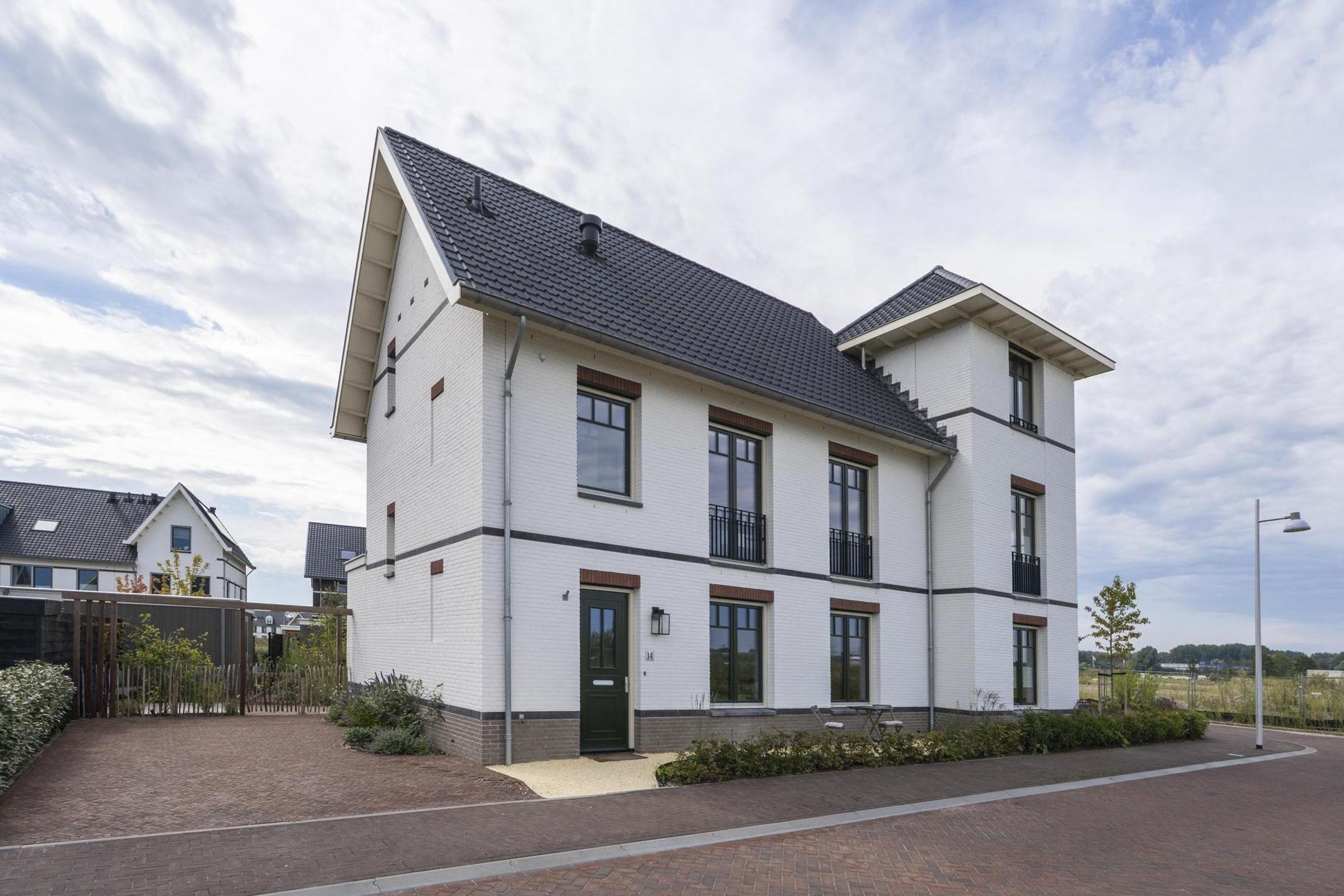 Huis Fort Nieuwersluissingel 14 in Weesp