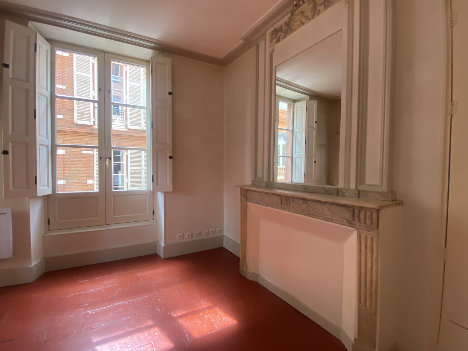 Appartement Place Rouaix à Toulouse
