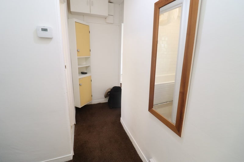 Room Green Bank in Greater London