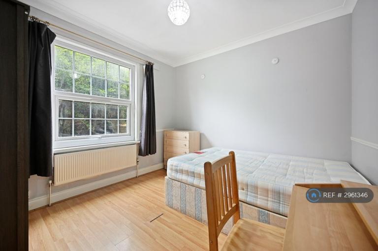 House Braybrook Street in Greater London