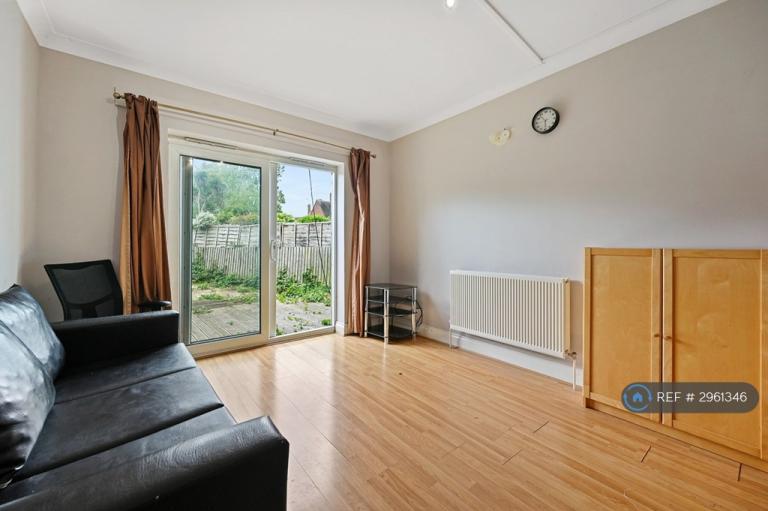 House Braybrook Street in Greater London