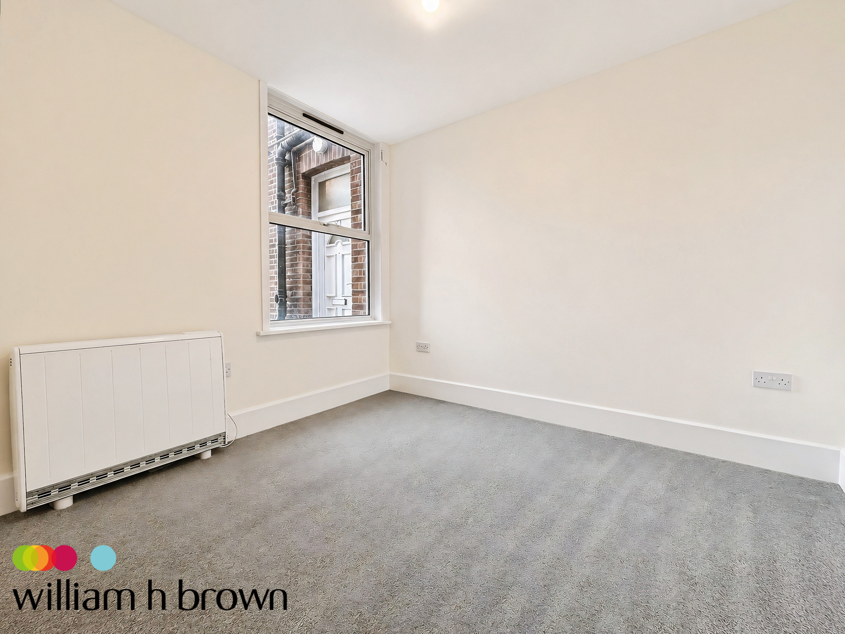Flat High Street in Brentwood