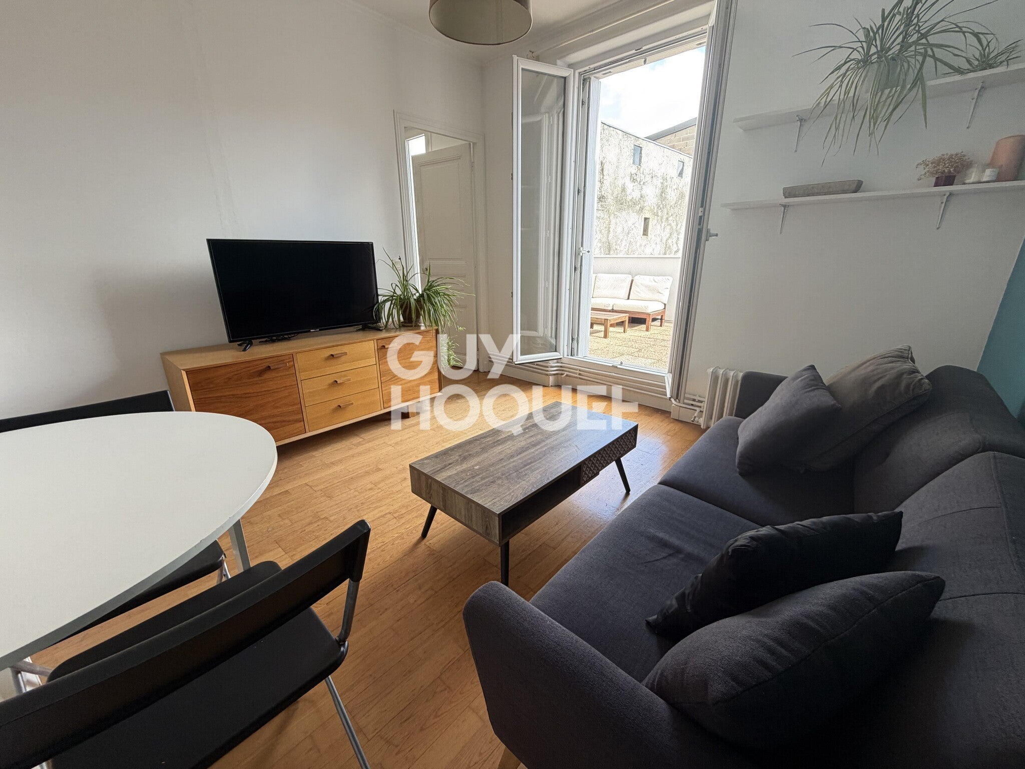 Flat Rue Cartault in Puteaux