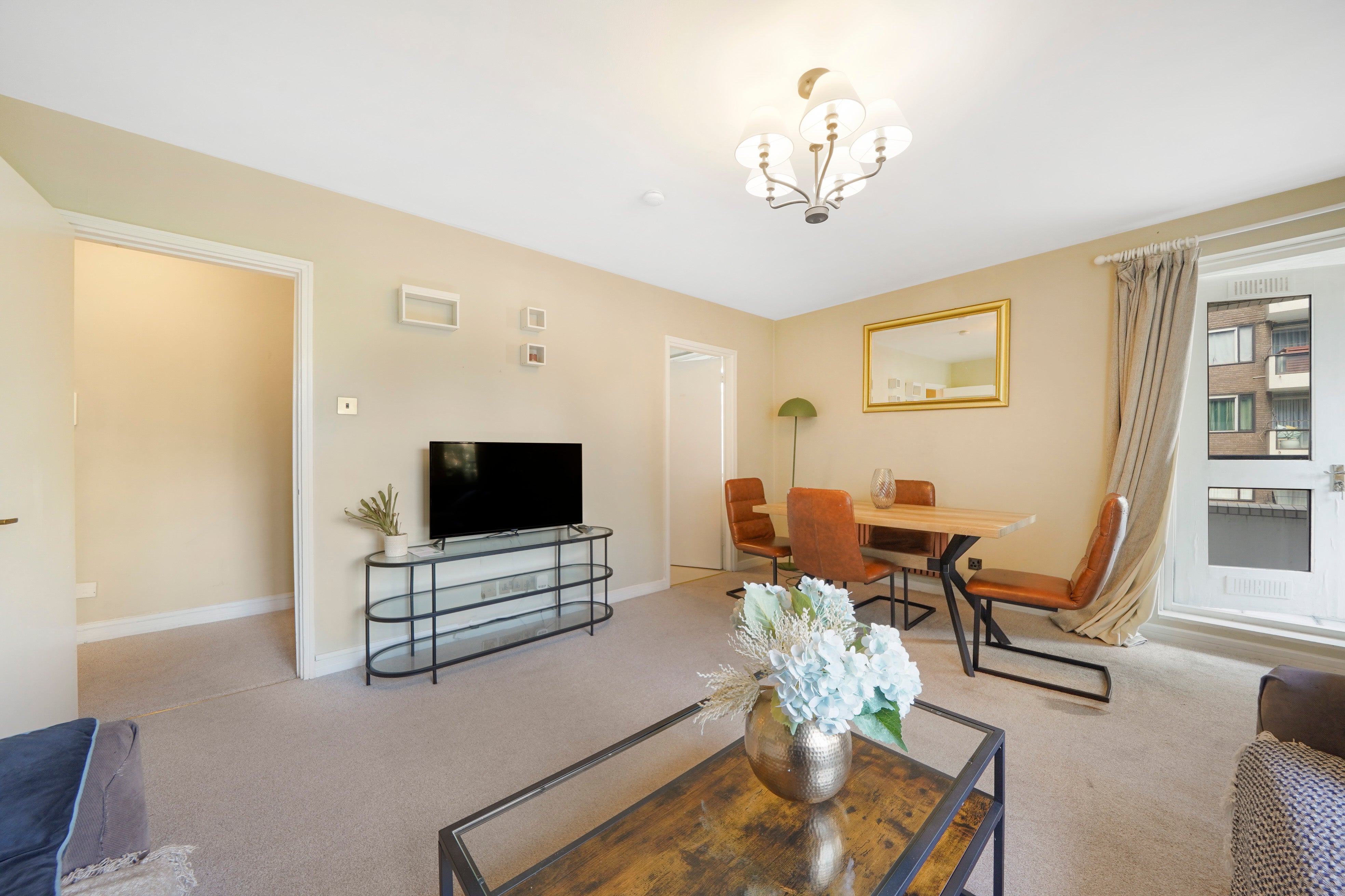 Flat Southwick Street in City of Westminster