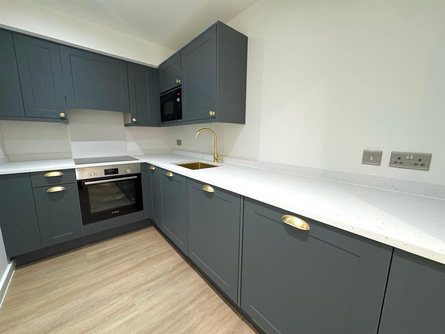 Flat Woodhouse Lane in Leeds