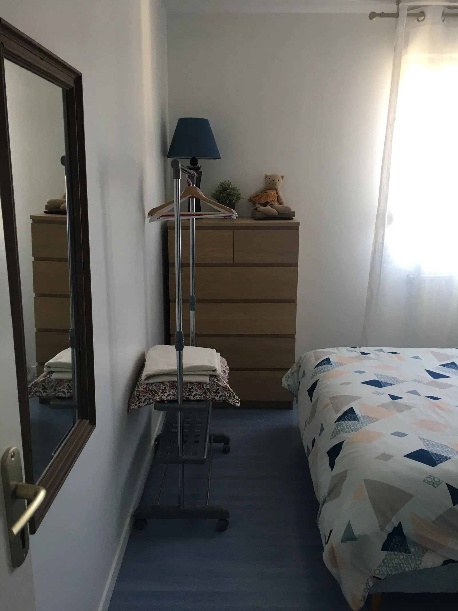 Chambre Rue Charles de Gaulle à Vourles