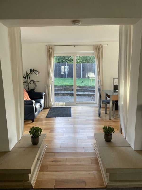 Room Romney Avenue in Bristol