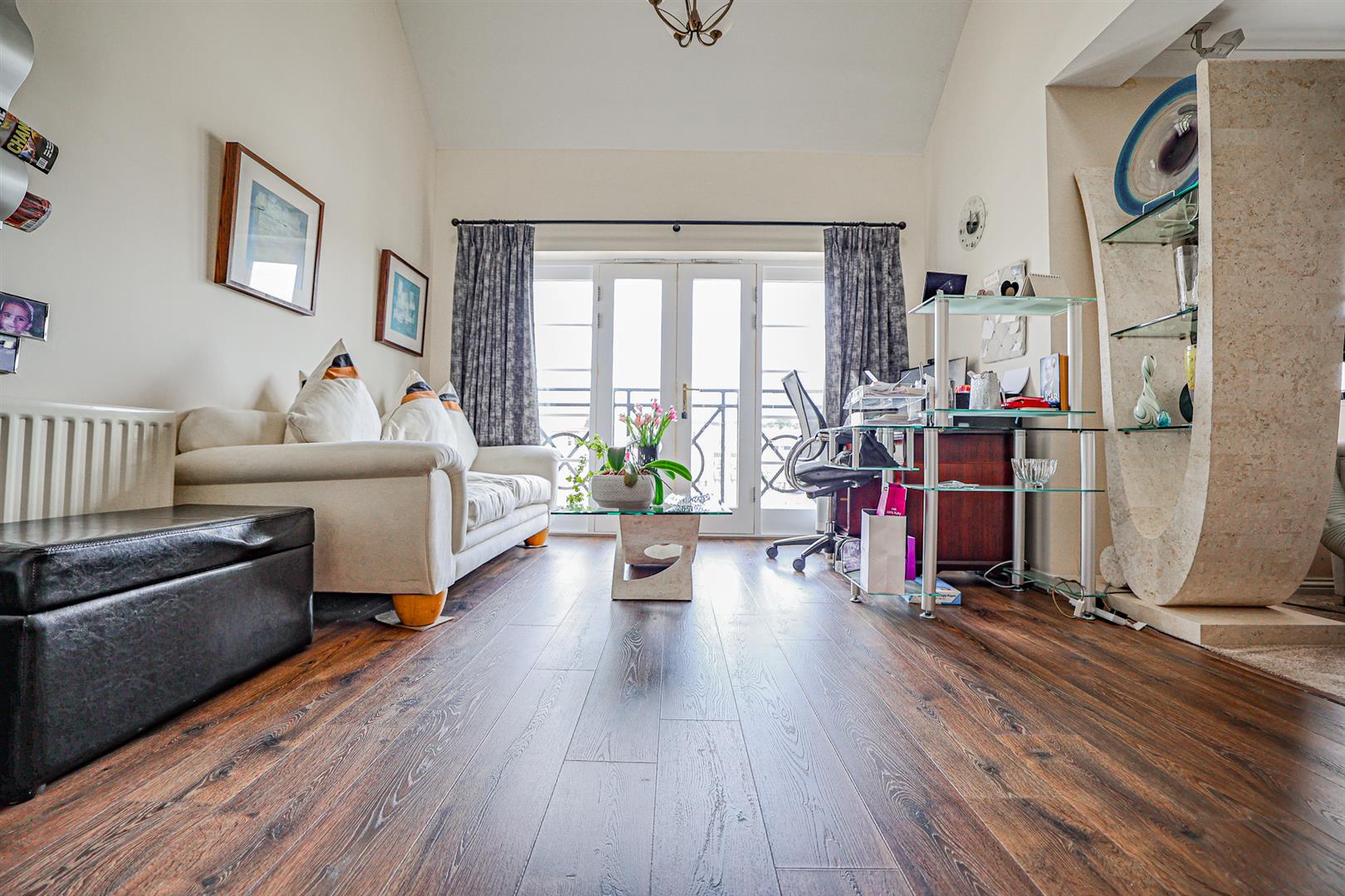 Flat London Road in Dacorum