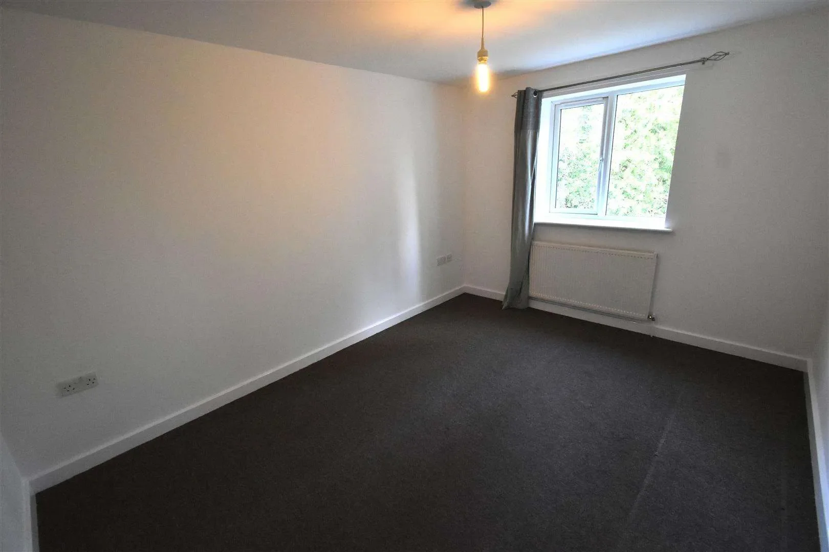 Flat Hawley Road in Dartford