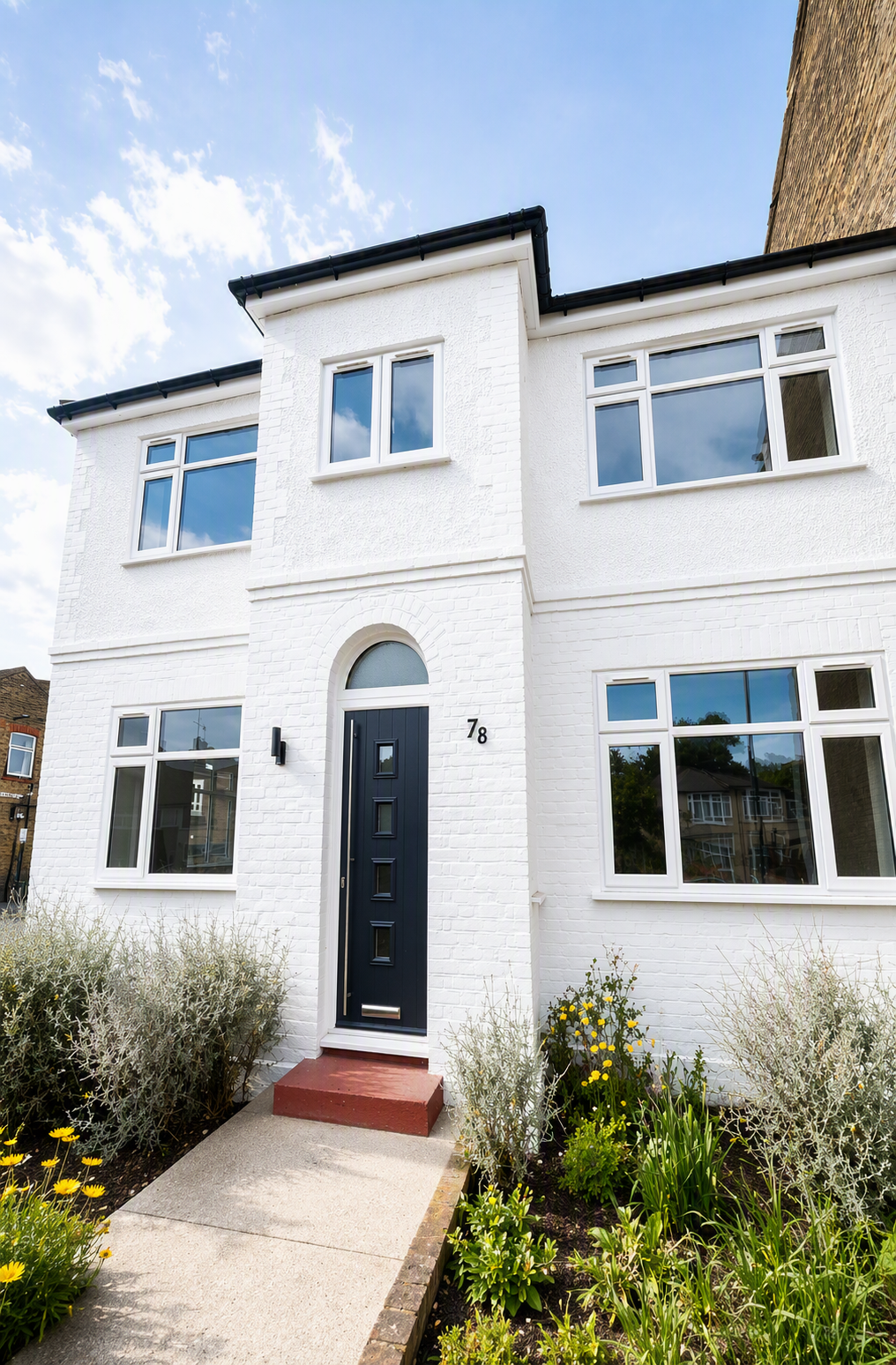 Flat Footscray Road in Greater London