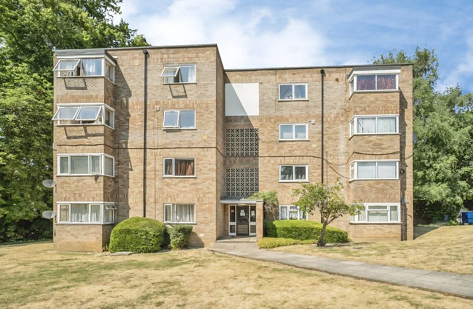 Flat Frescade Crescent in Basingstoke and Deane