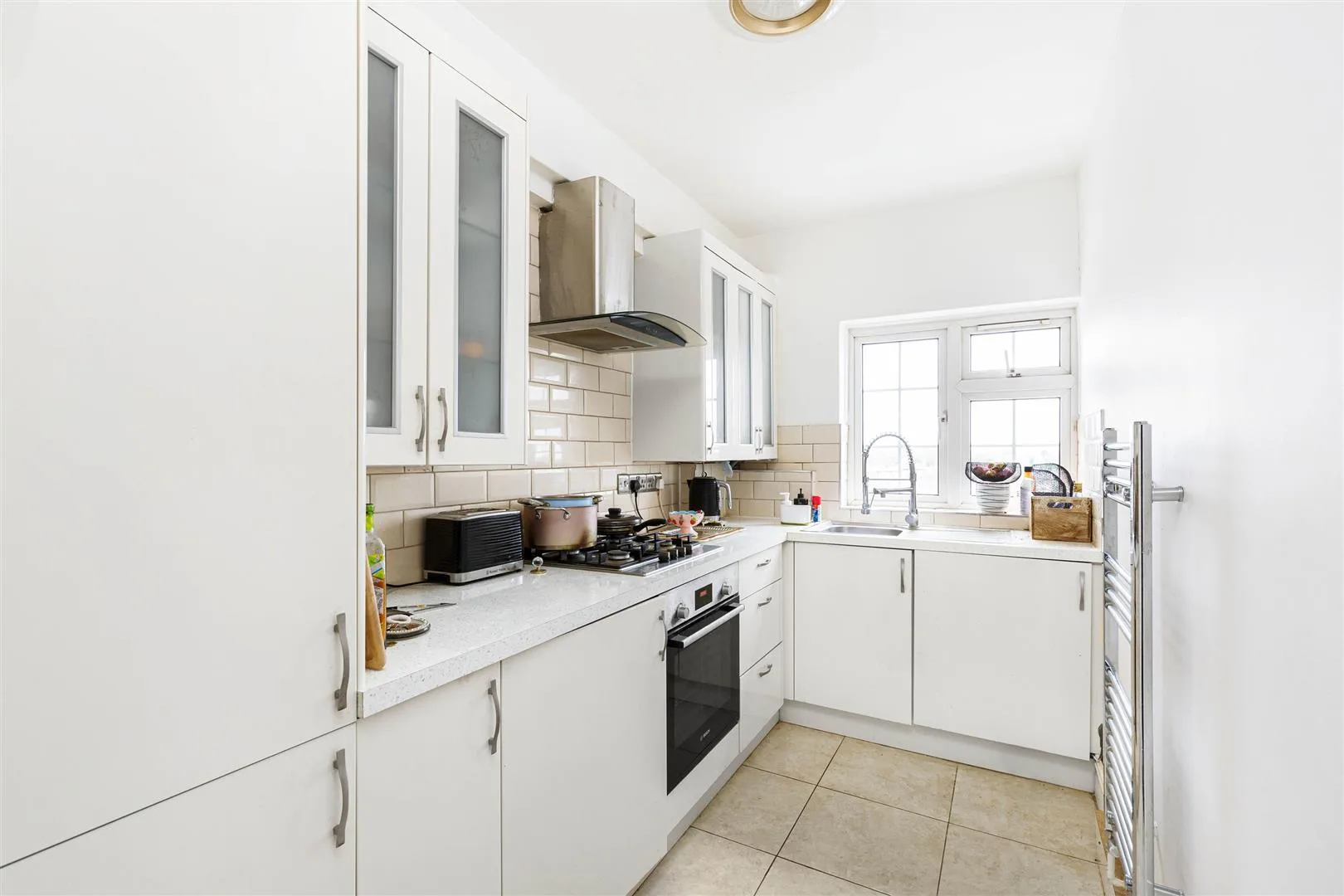 Flat Barnes High Street in Greater London