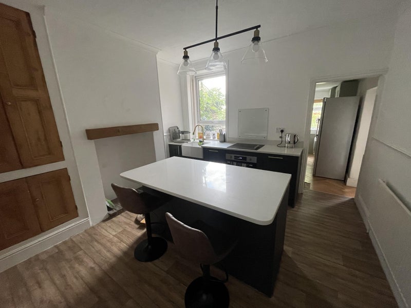 Room Tasker Road in Sheffield