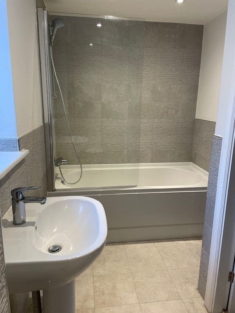 Flat Rhodfa Tegid in St Asaph
