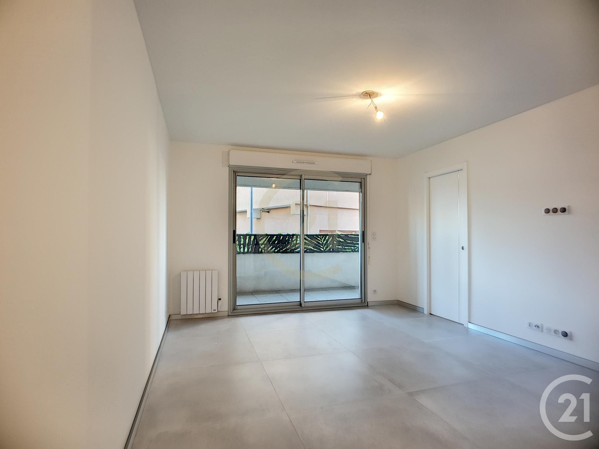 Appartement Boulevard du Midi Louise Moreau à Cannes