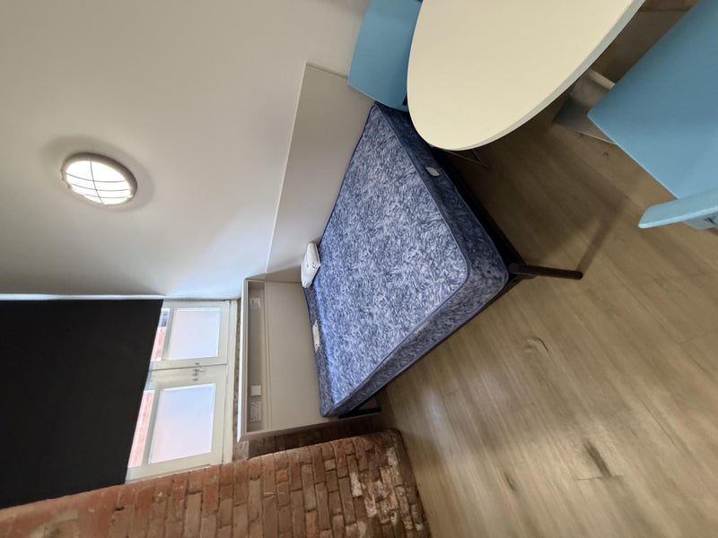 Room Lower Chatham Street in Manchester
