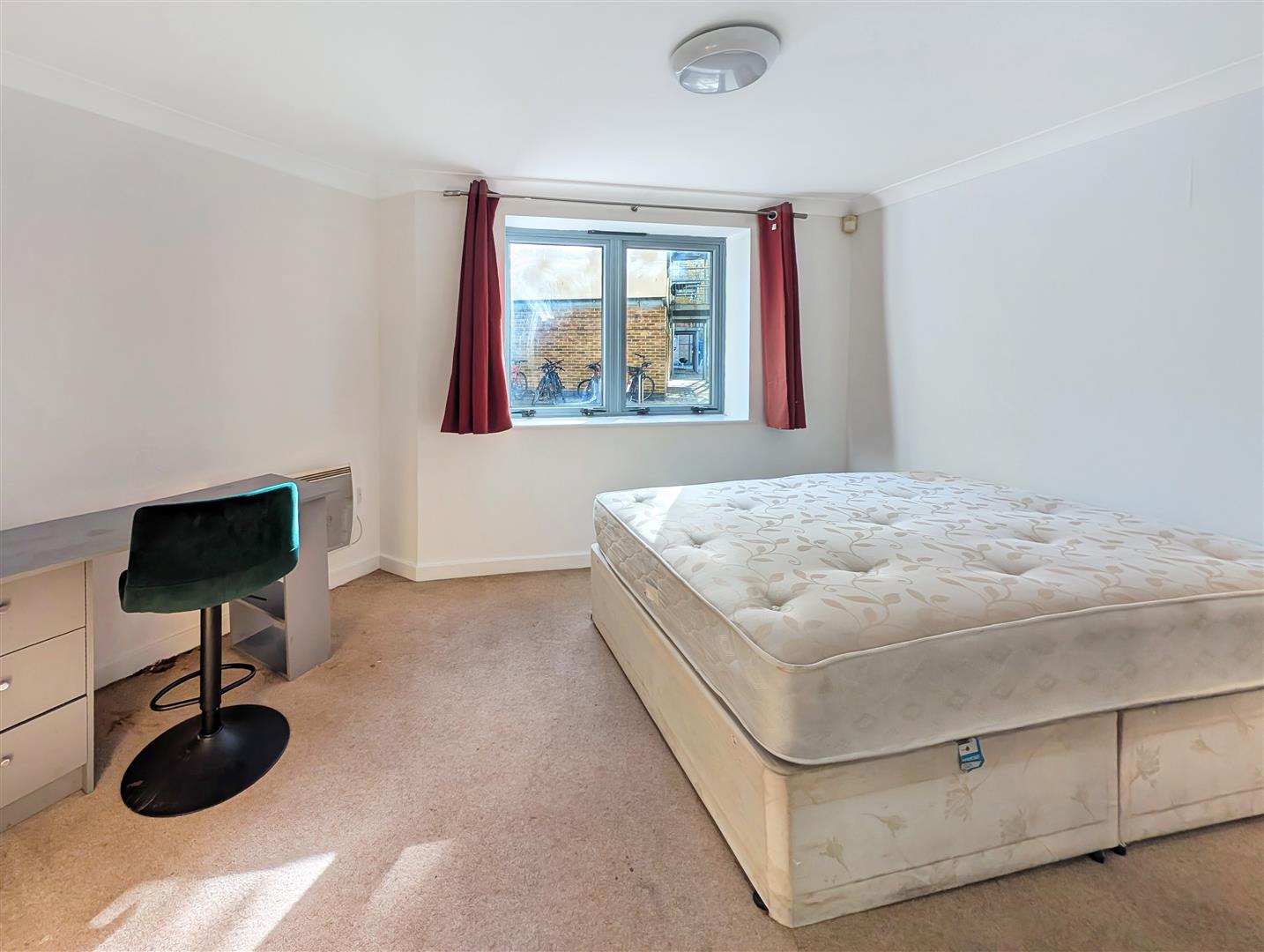Flat Ballantyne Drive in Colchester