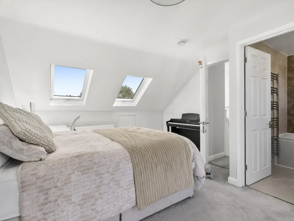 Room Brooklands Avenue in Greater London