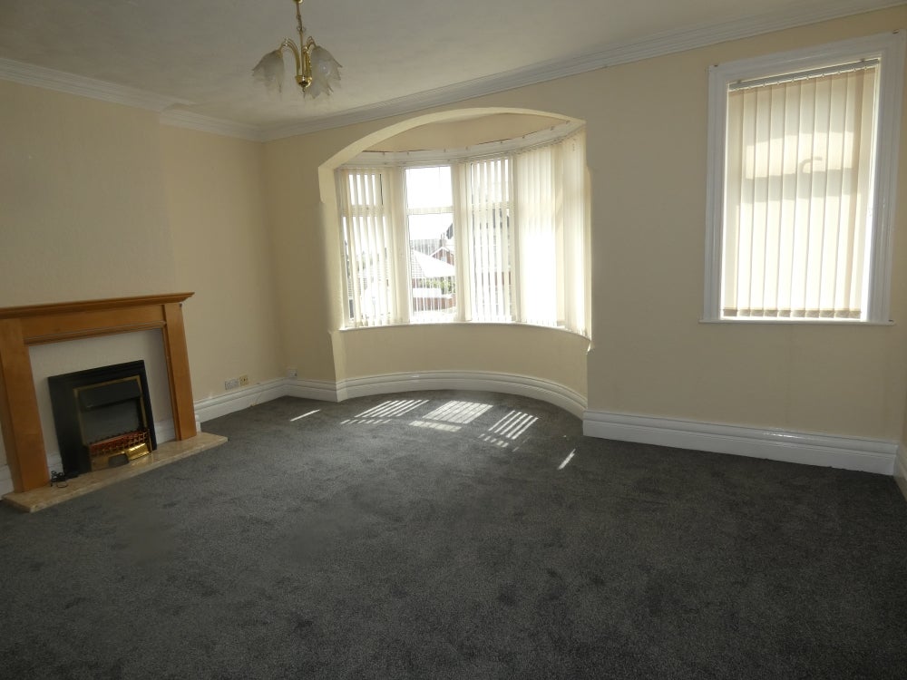 Flat Warley Road in Blackpool