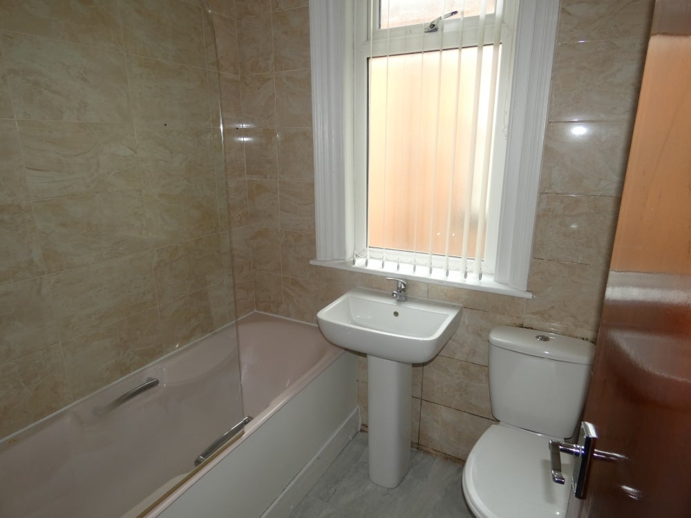 Flat Warley Road in Blackpool