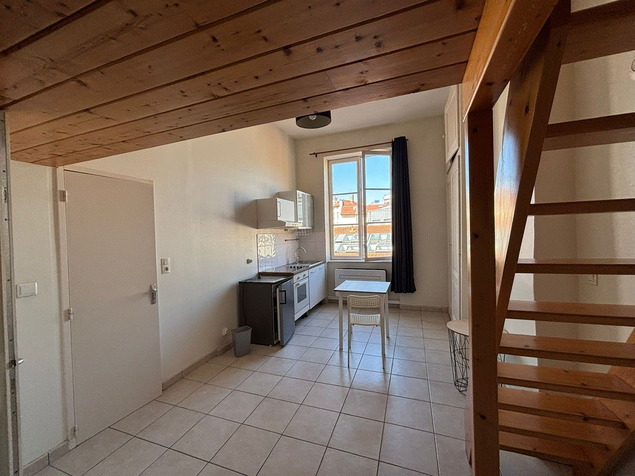 Flat Rue Montesquieu in Lyon
