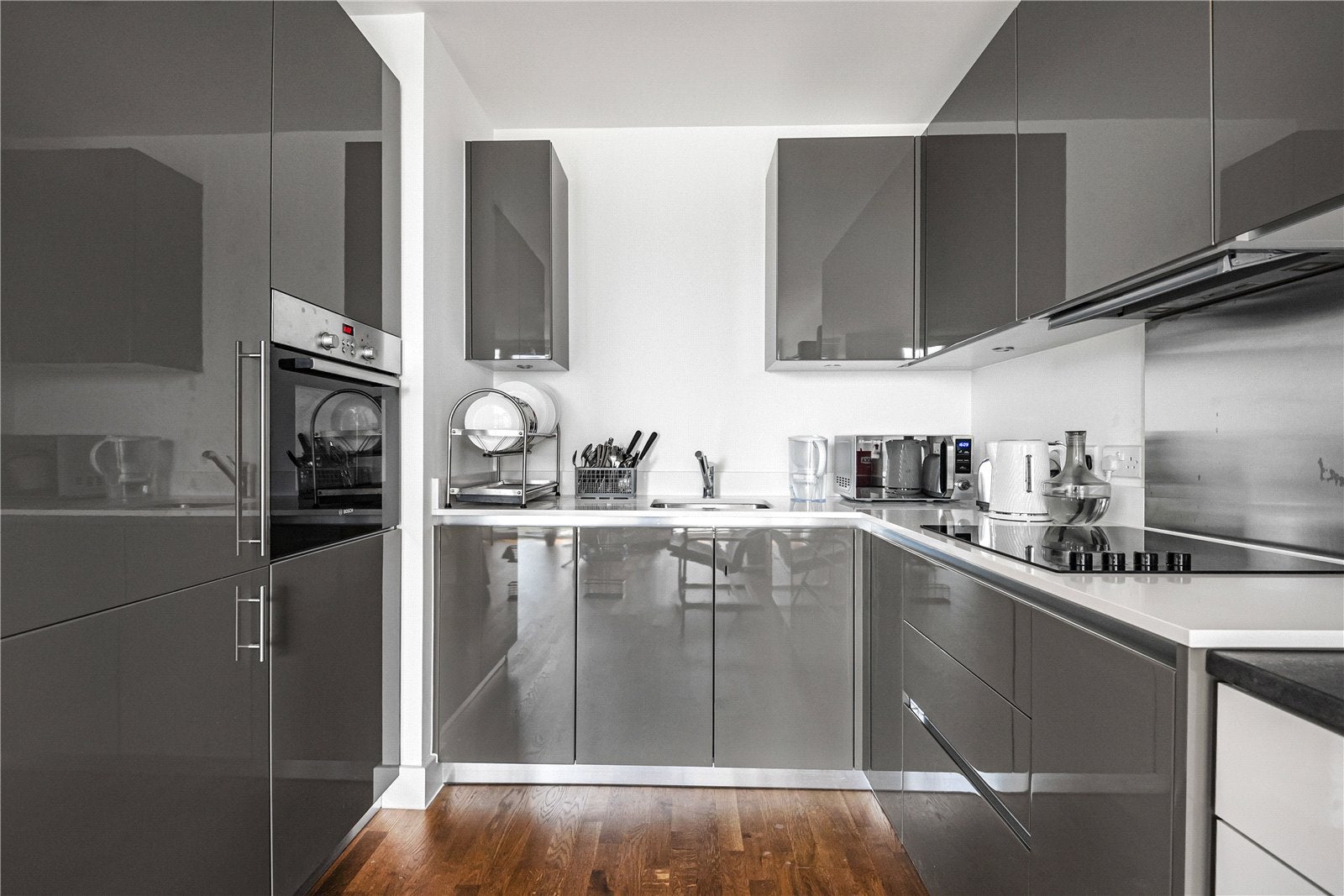Flat Plumstead Road in Greater London