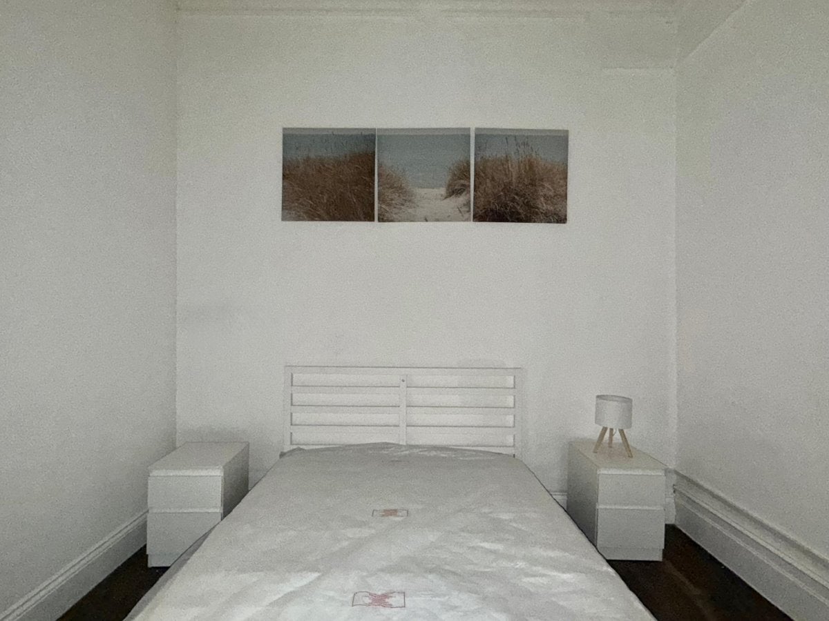 Flat Emanuel Avenue in London