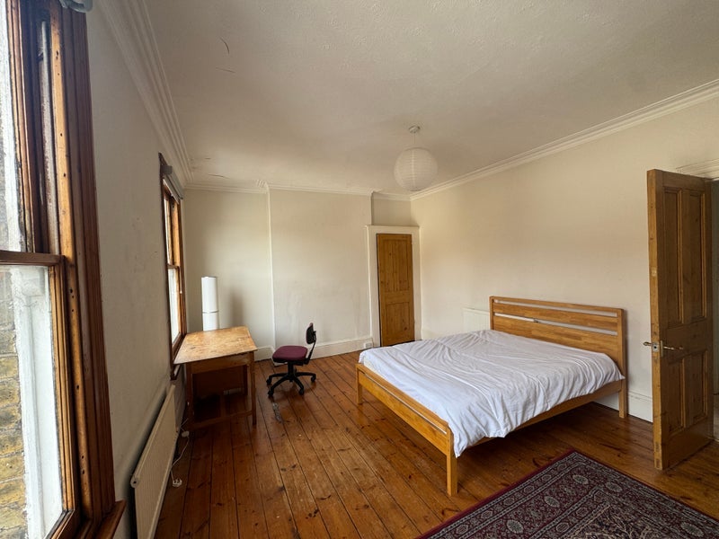 Room Drakefell Road in Greater London