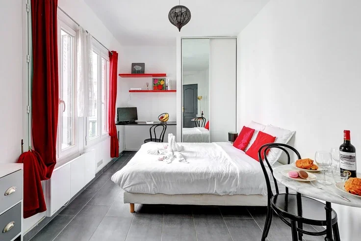 Flat Rue de Lourmel in Paris