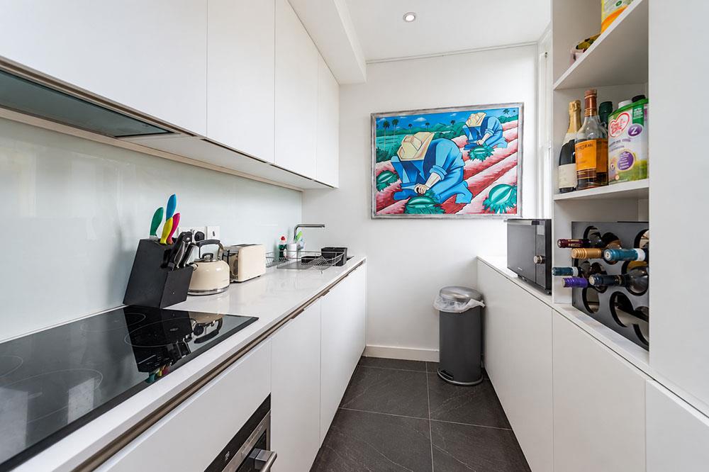 Flat Cambridge Square in City of Westminster