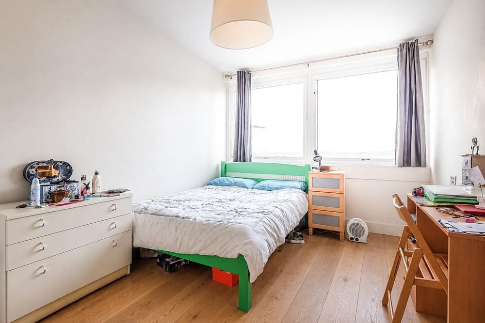 Flat Cambridge Square in City of Westminster