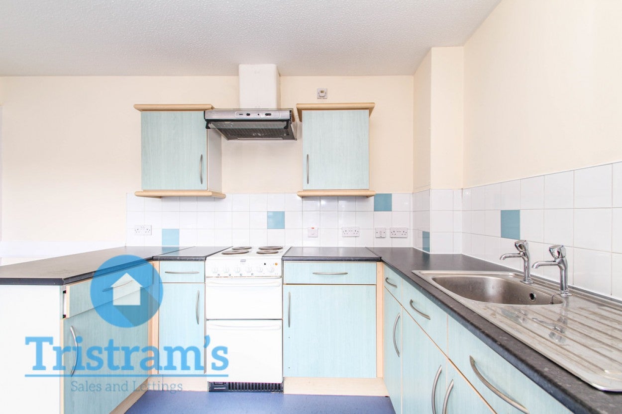 Flat Wollaton Road in Nottingham