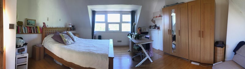 Flat Chiswick High Road in Greater London