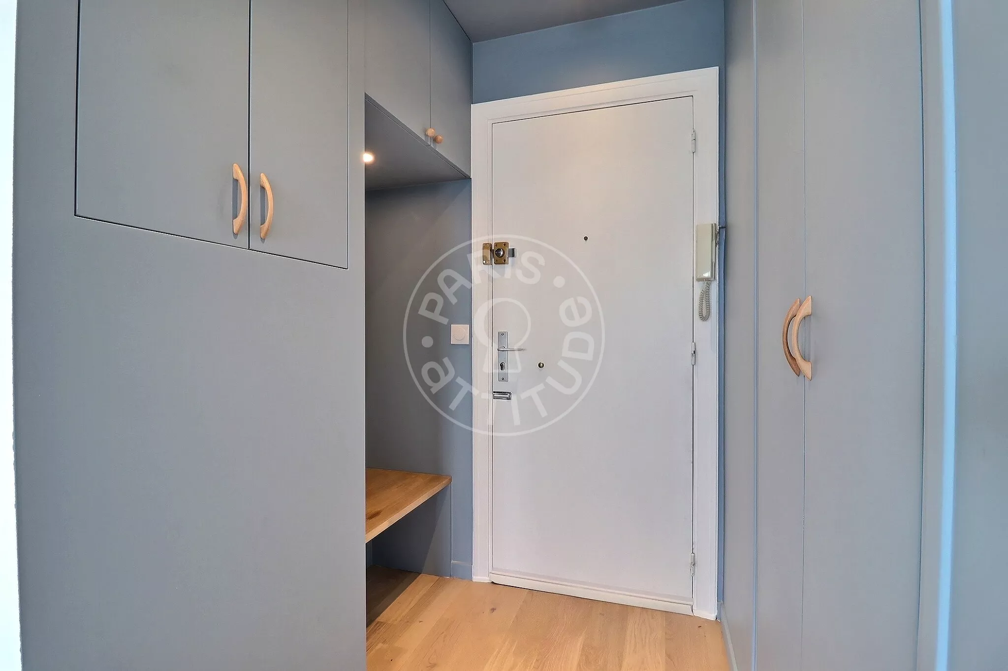 Flat Rue de Vaugirard in Paris
