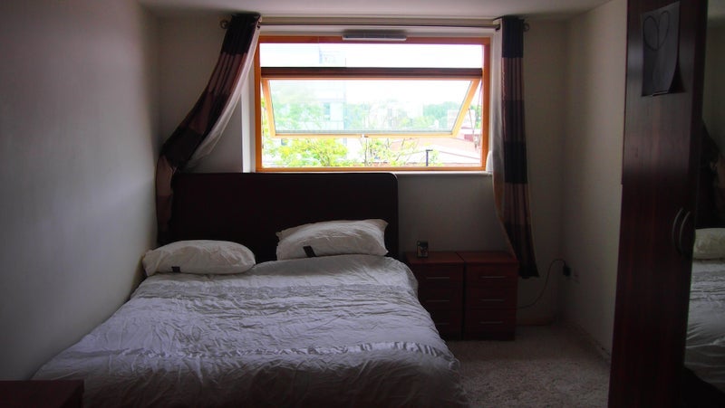 Room Coldharbour Lane in Greater London