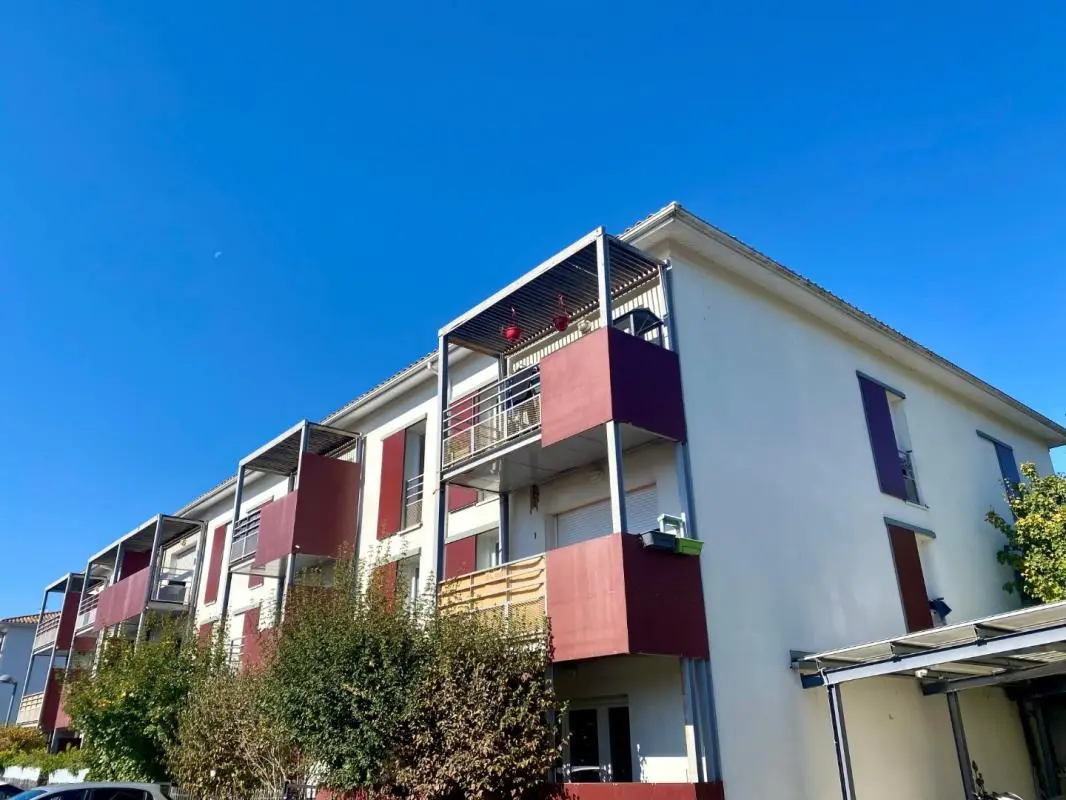Flat Voie Jean Ferrat in Saint-Médard-en-Jalles