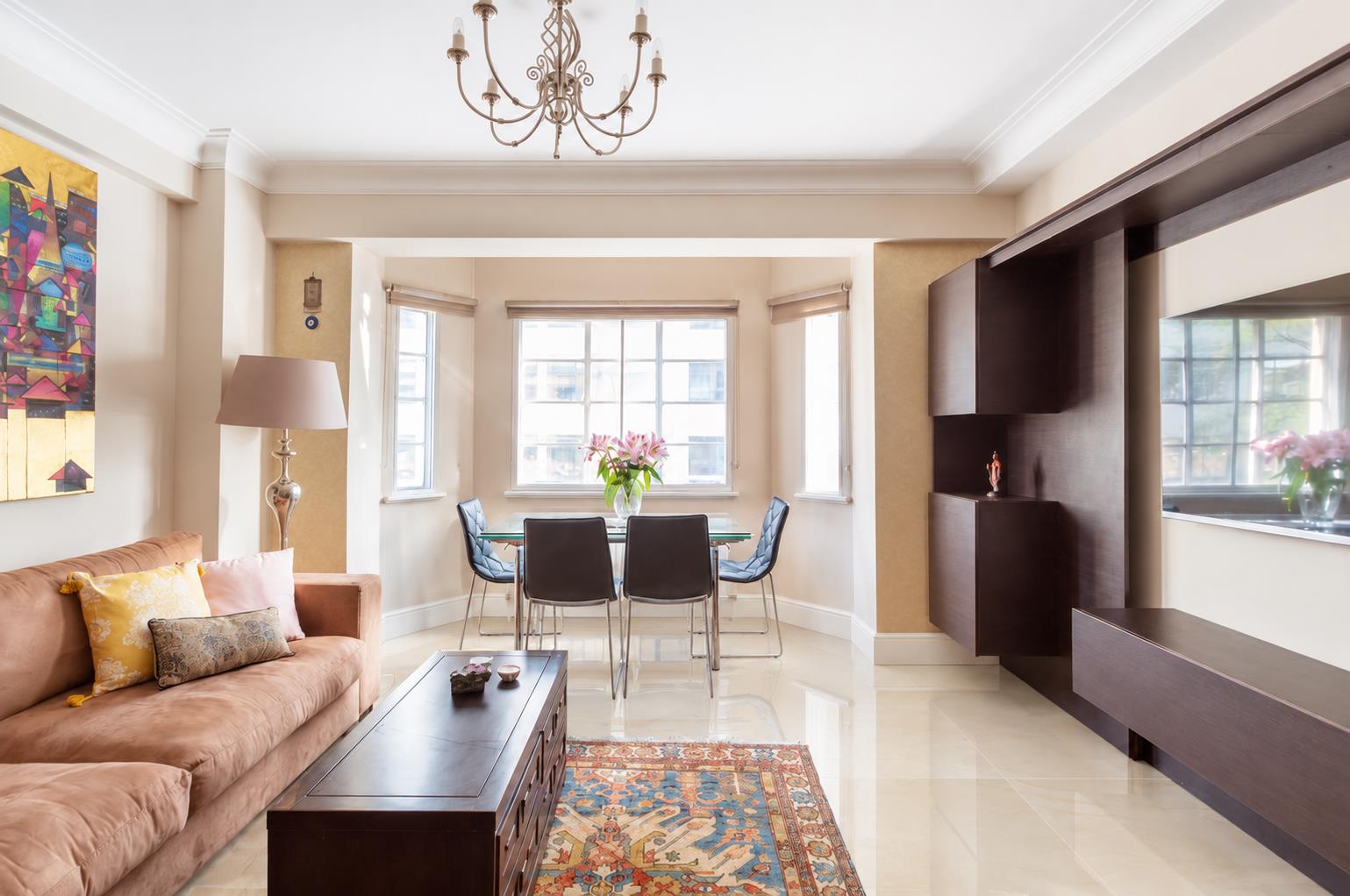 Flat Queensway in City of Westminster