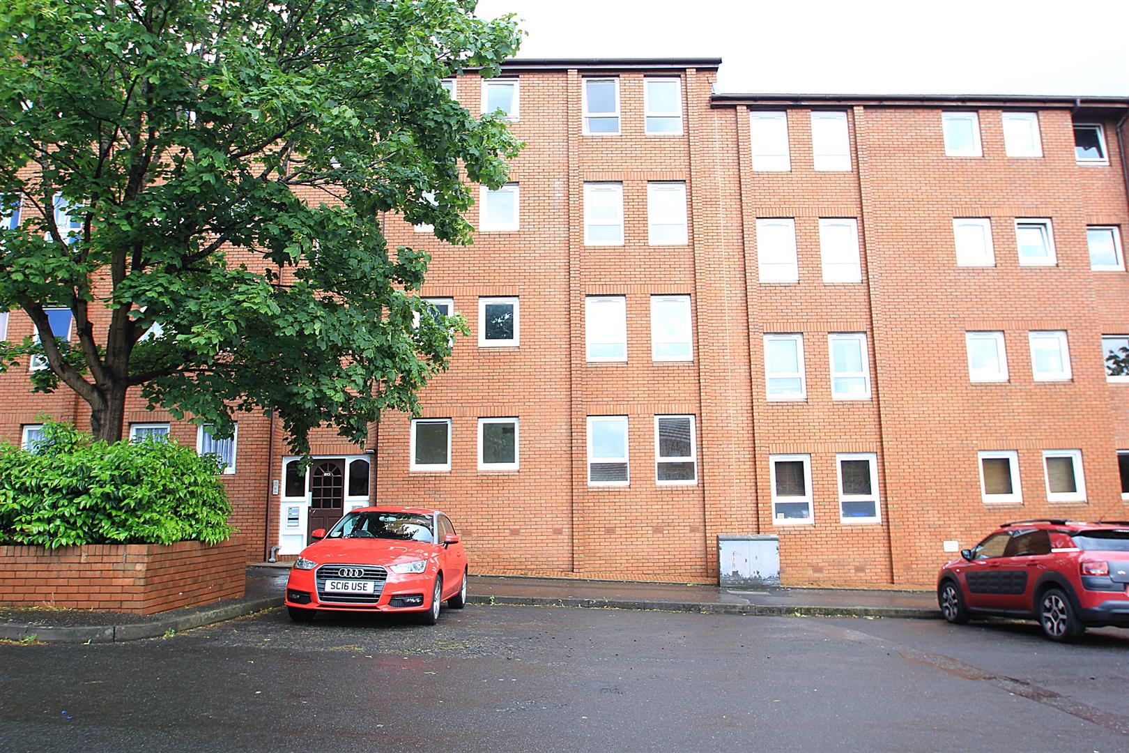 Flat Succoth Street in Glasgow