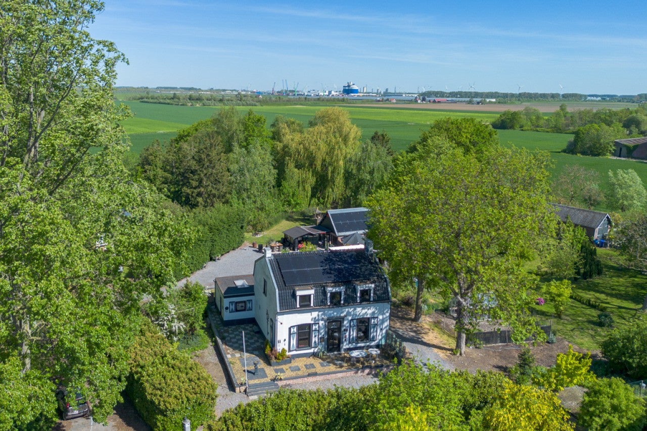 Huis Graafjansdijk B 37 in Westdorpe
