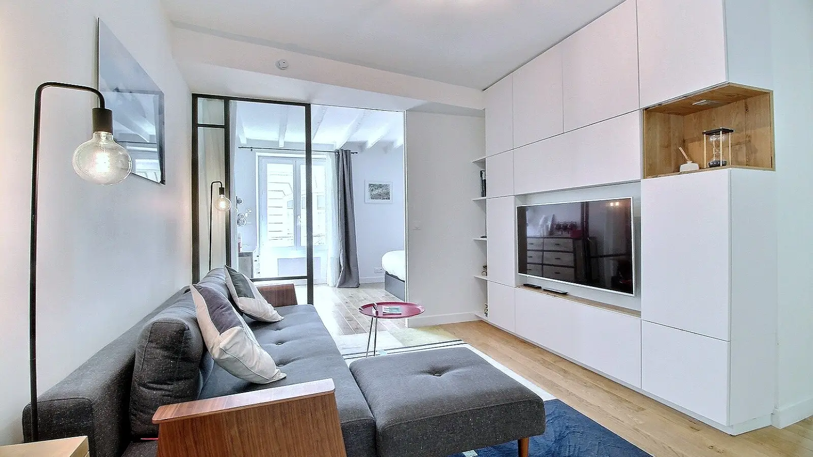 Appartement Rue de la Montagne Sainte-Geneviève à Paris