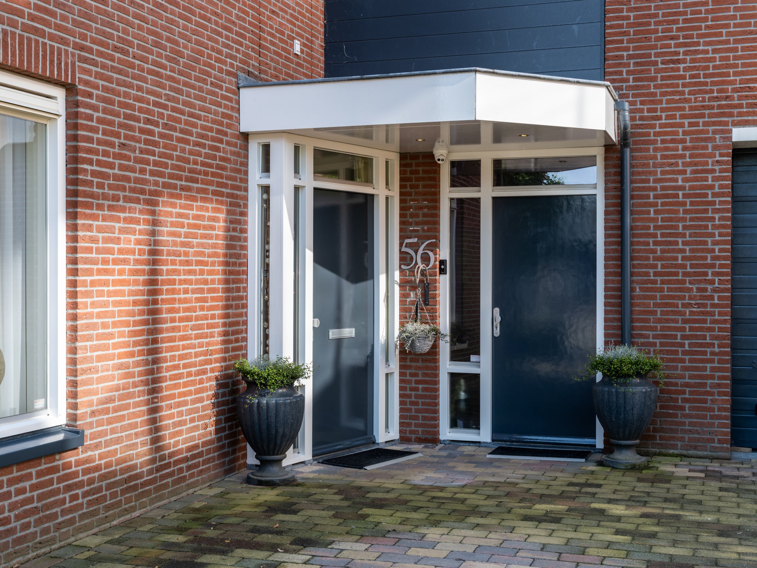 Huis Vincent van den Heuvellaan 56 in Eindhoven