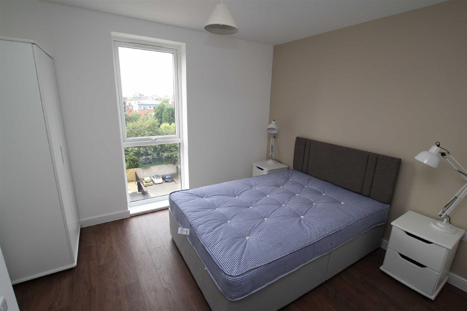 Flat Derwent Street in Salford
