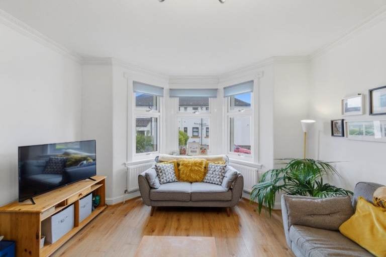 Flat Stirling Avenue in Dundee