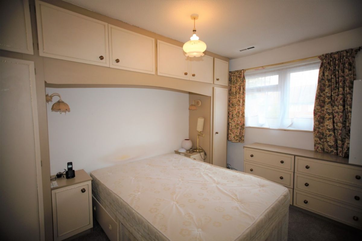 House Rowlands Close in Greater London