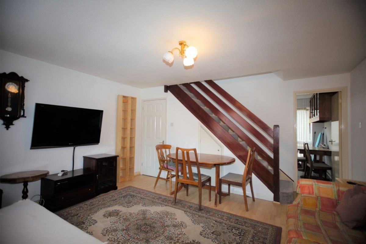 House Rowlands Close in Greater London