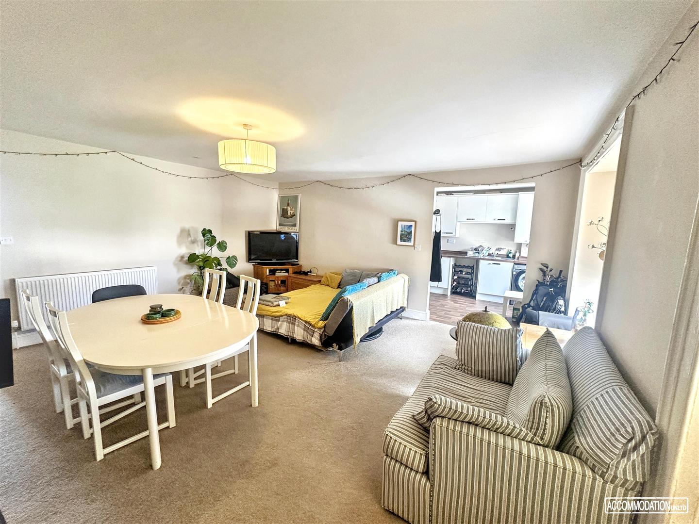Flat Rodney Place in Bristol