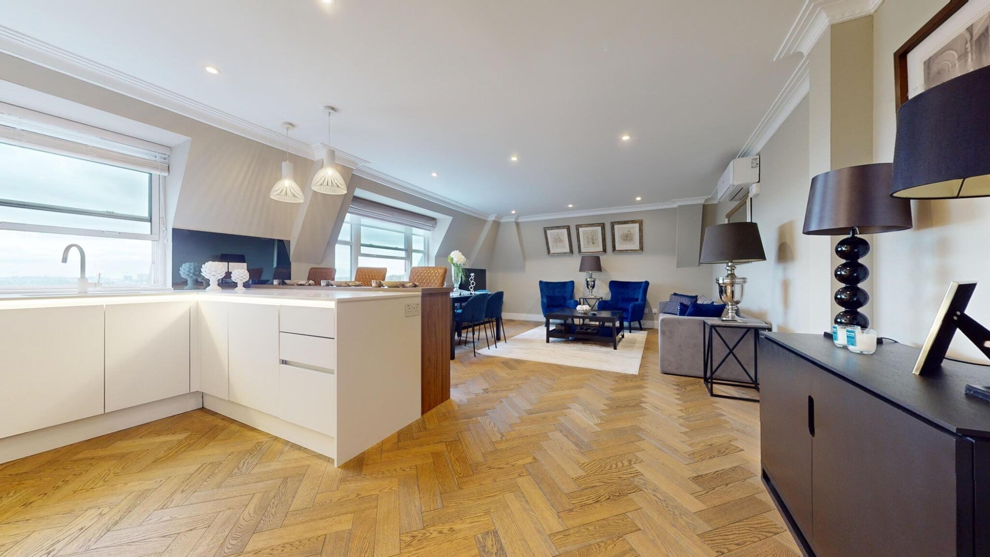 Flat Boydell Court in Greater London