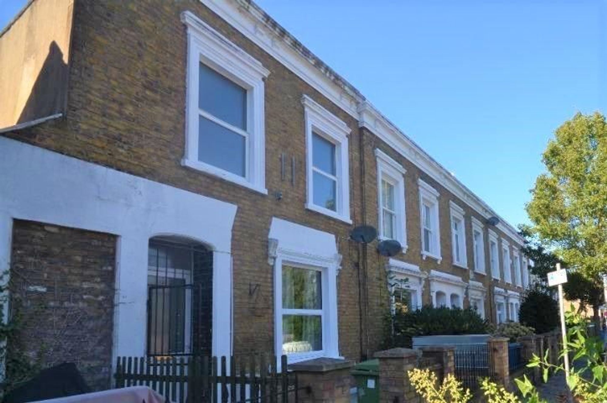 House Bellenden Road in Greater London