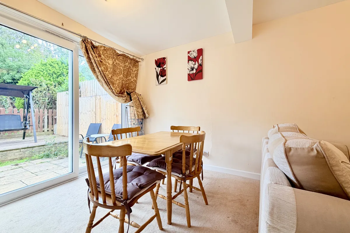 House Plumtree Avenue in Wellingborough